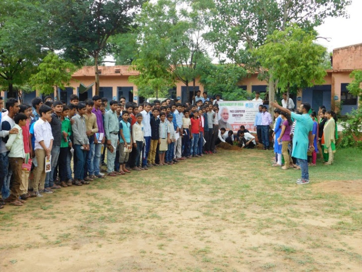 College Kolhapur Flood Donation